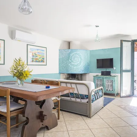 Cara House Holiday home *